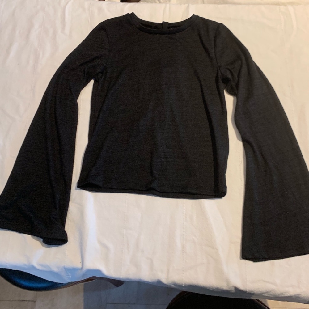 American Eagle black cropped sweater